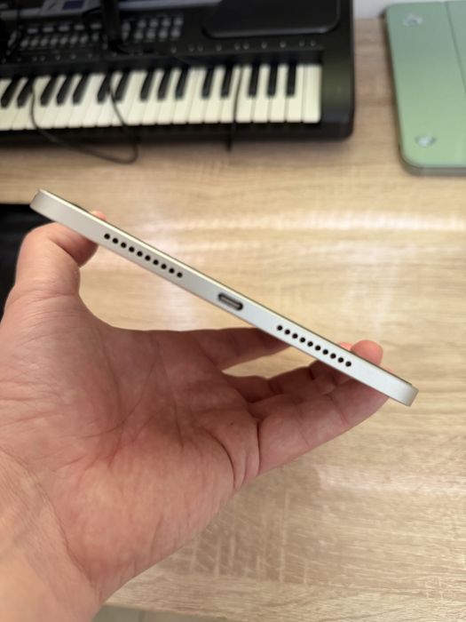 Продам Ipad mini