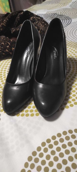 Дамски  черни кожени обувки