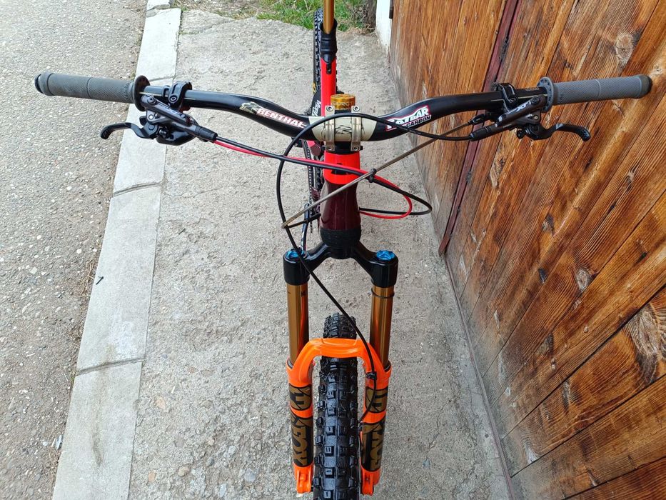 Canyon Spectral CF 9.0