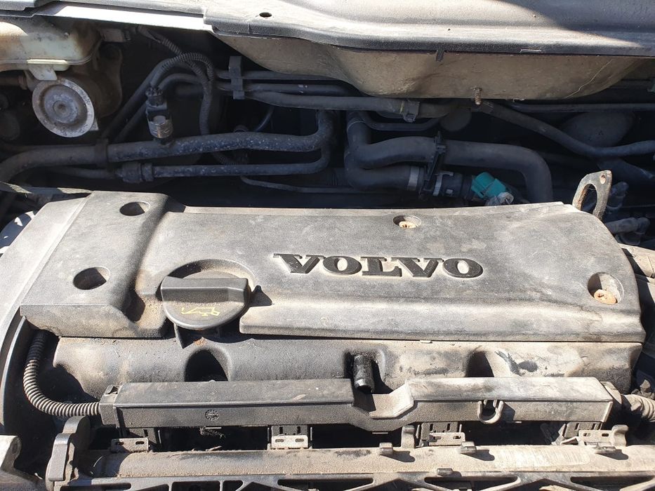 Vând motor Volvo s40 1.6 benzina an 2008
