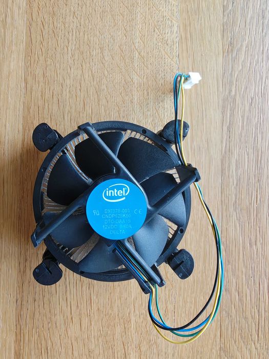 Въздушни охладители за процесори Intel от 4-то поколение сокет LGA 1150 DeepCool+Intel