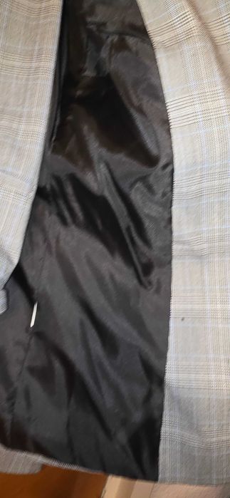 Vand costum Zara