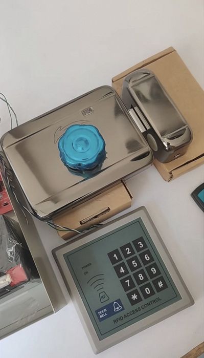 Подъездлар учун электрон қулф