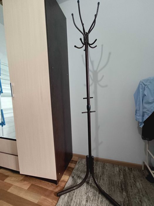 Вешалка  для одежда Б/у