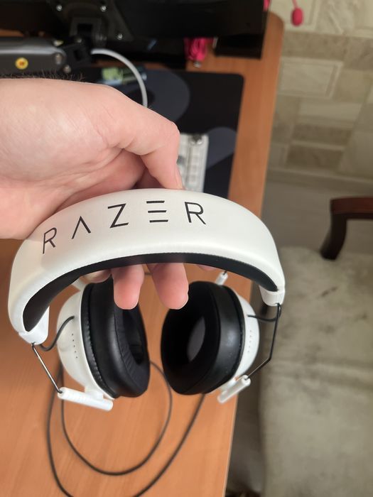 Игровые наушники Razer с микрофоном White