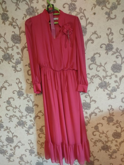 Женский нарядные платье