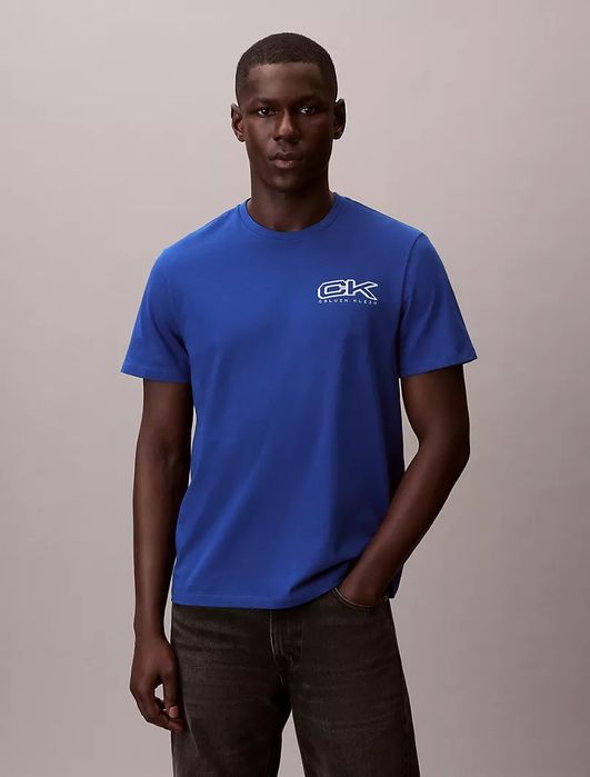 Футболка от Calvin Klein
