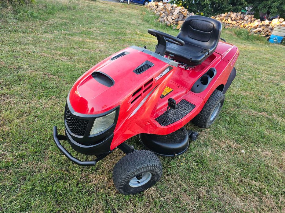 Тракторна Косачка Briggs&Stratton  17,5. Коня. ПЕРФЕКТНА