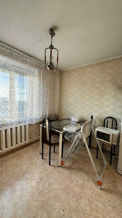 Продам 2 комн. кв. район Достык Мола