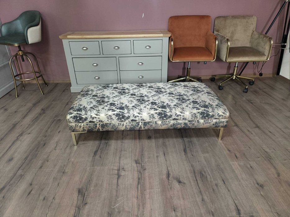 Голяма табуретка от плат