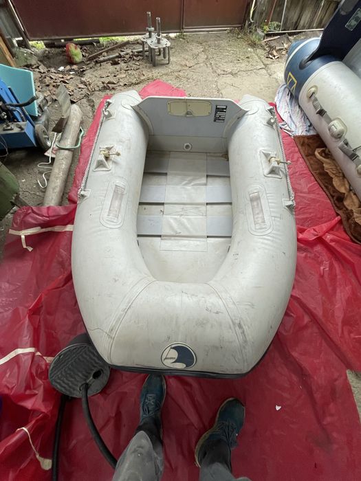 Barca gonflabila dacon