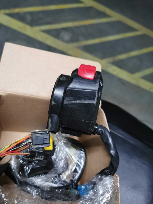 Scarita Stanga pilot originala suzuki gsxr 600 2008