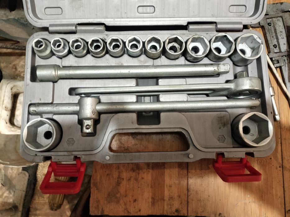 Продам набор головок