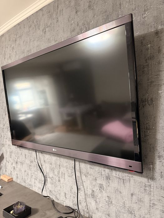 Продам Телевизор Lg