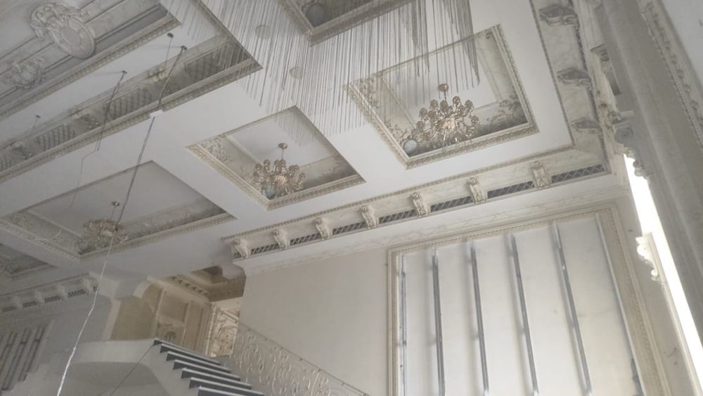 Продам люстры б/у в отличном состоянии