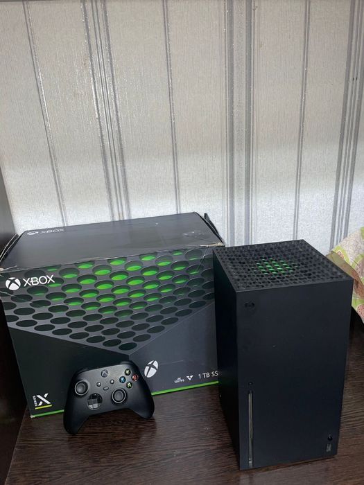Xbox series X на 1 тб памяти