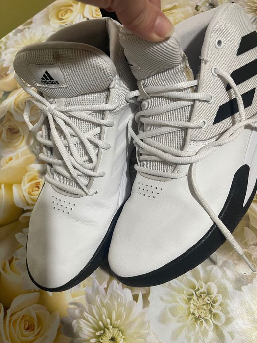 Adidas маратонки оригинал