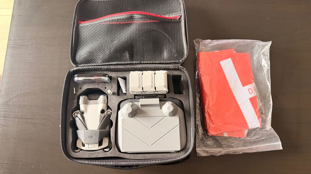 Drona Dji mini 4 pro fly more combo RC2 + 4 baterii + accesorii