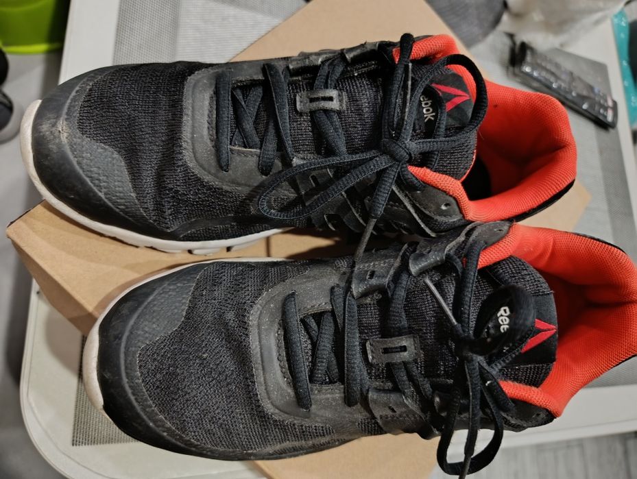 Два чифта маратонки за 20 евро + бонус