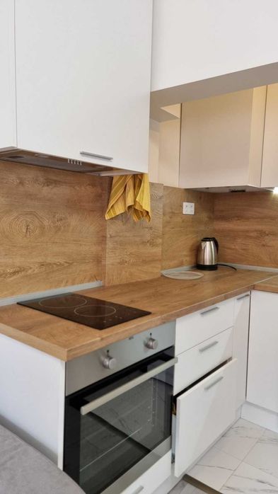 Дава се под наем Двустаен апартамент в Варна, Цветен квартал - 60 кв.м за 598.23 € - Снимка #2