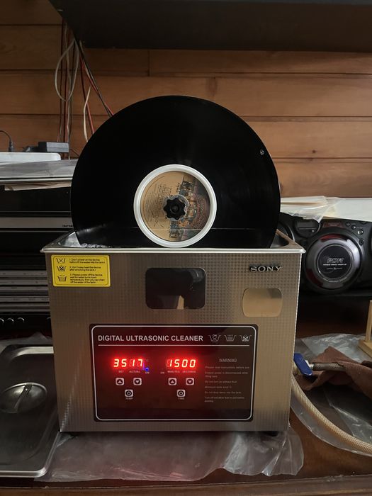 Чистка  виниловых дисков  ультрозвуком