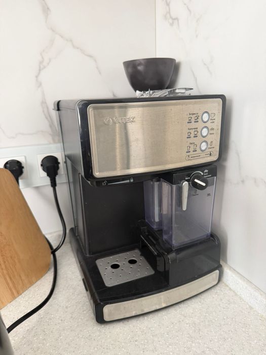 Продам кофемашину