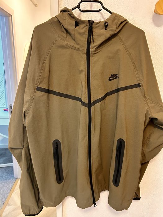 Jacheta Nike Tech