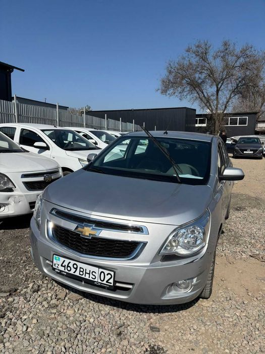 Таксиде жұмысқа арналған автокөліктер жалға беріледі