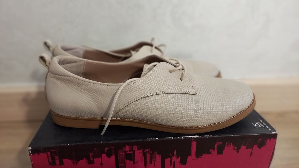 Женская обувь кожа