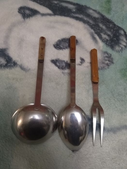 Кухонный набор из трёх предметов.