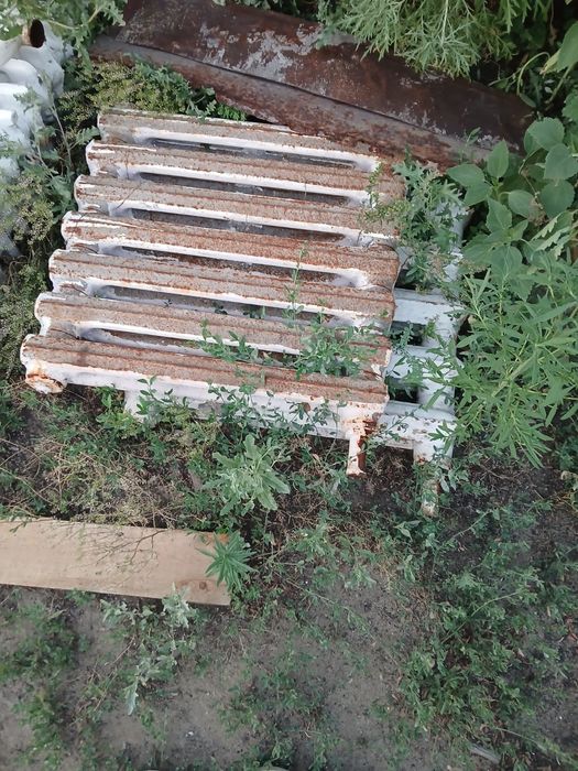 Продам батареи б/у