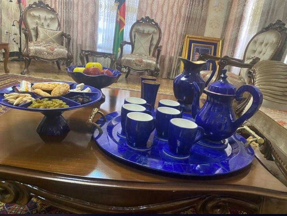 Антиквариат и камни