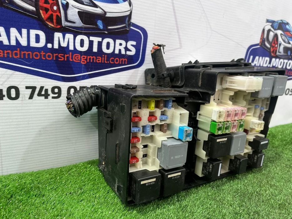 TABLOU PANOU SIGURANTE FORD FOCUS MK3 BERLINA 1.6 DIESEL 2012 COD OEM 5B0Q10107 AV6T14A067AC AV6T-14A067-AC AV6T14A142AB AV6T-14A142-AB 2011-2015