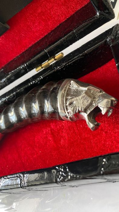 Продам нож новый