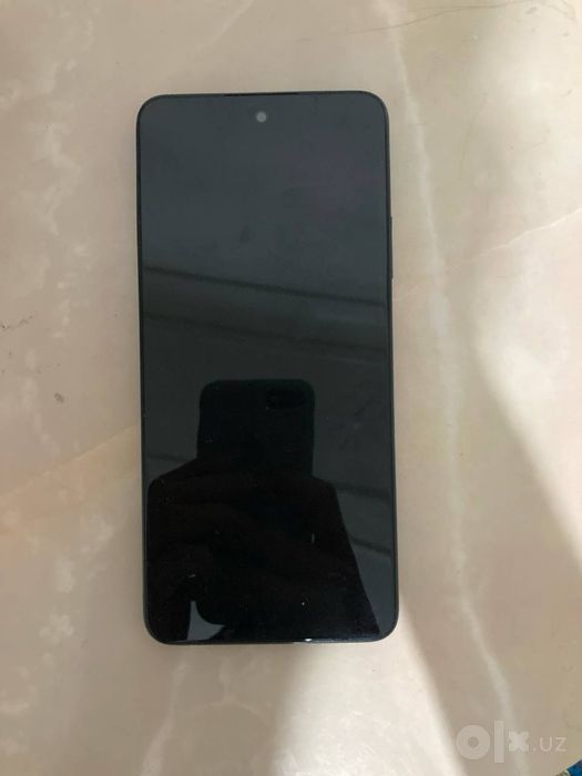 Iphone SE 2020 и Huawei Nova Y73