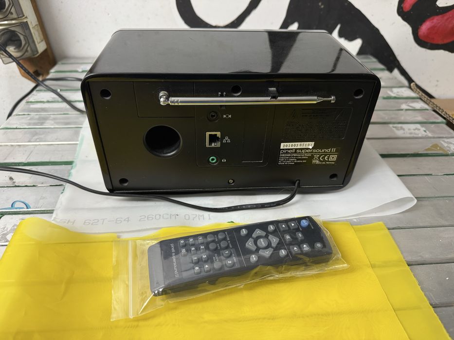 Pinell Supersound ll Radio FM, network player cu telecomanda.
