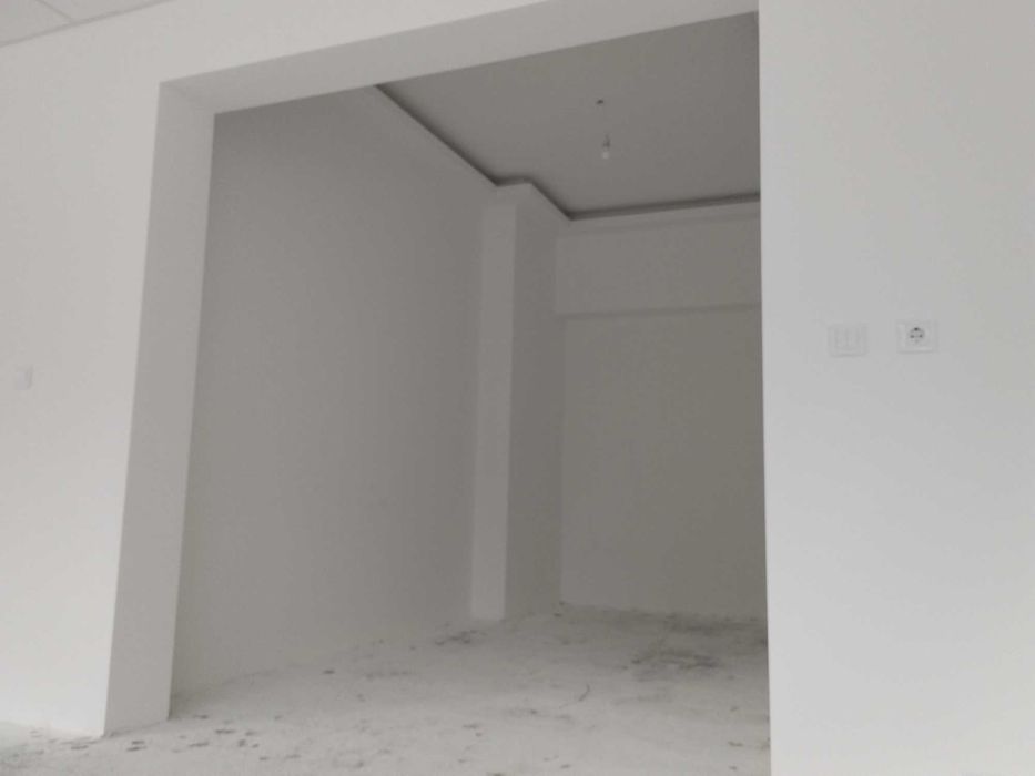 Дава се под наем Магазин в Рудозем - 200 кв.м за 6295.95 € - Снимка #2