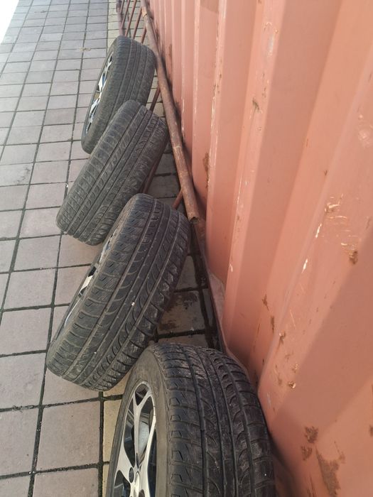 Продаю диски с летней резиной!