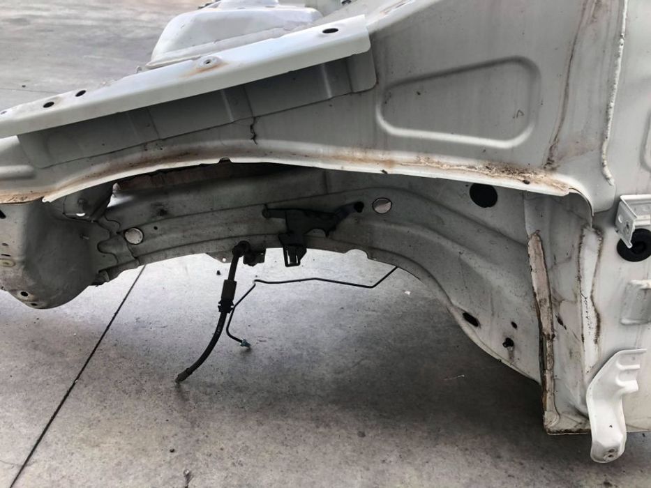 semi aripa stanga   2.0 d d5204t3 volvo xc60 2010-2014