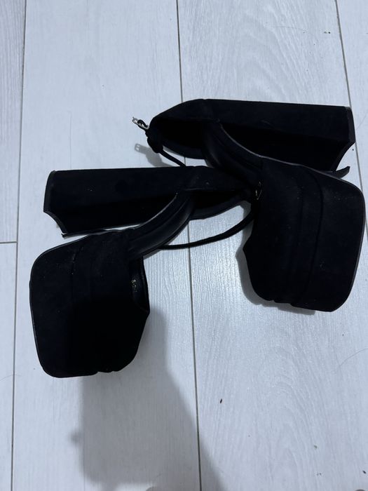 Туфли братц почти новые