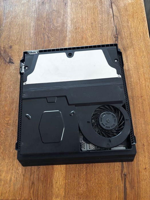 Ps4 pro за части