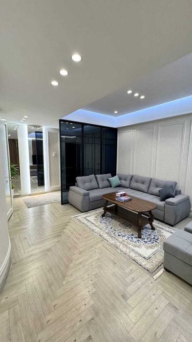 Сдается в Аренду 3х-комнатная квартира в ЖК "TIARA"