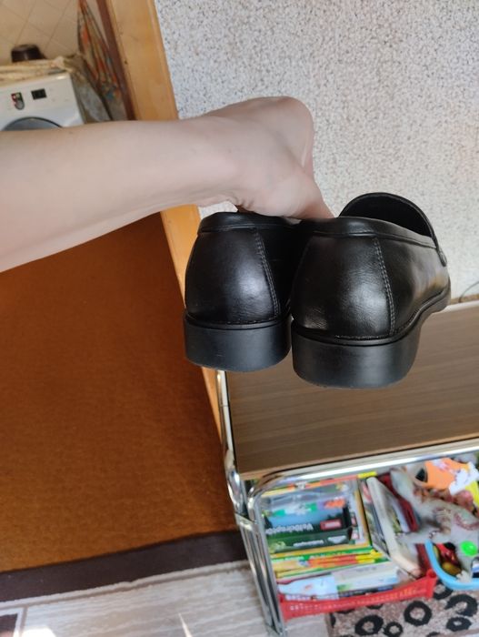 Продам женские туфли 41р.в отличном состоянии