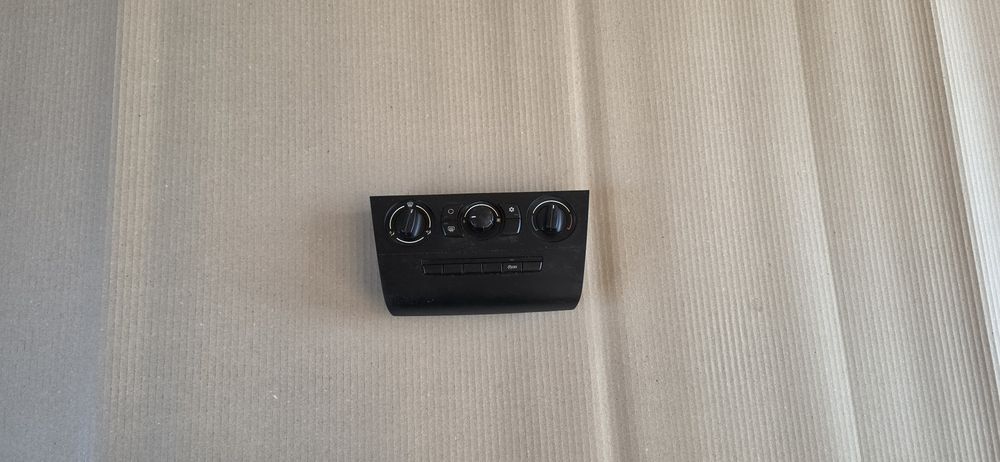 Panou clima bmw seria 1 e87 seria 3 e90 e91