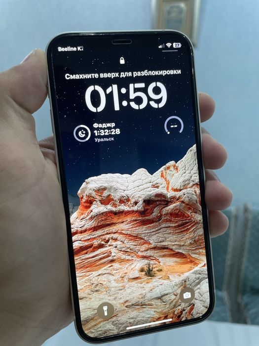 продам Iphone 12 белый