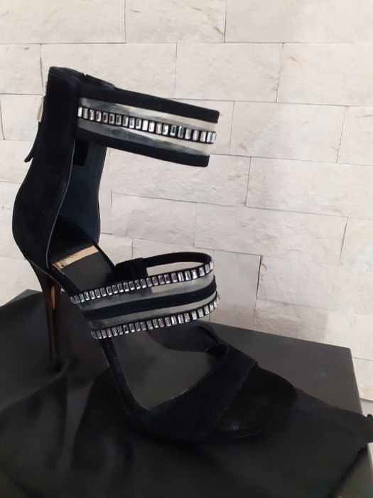 Чисто нови кожени обувки Just Cavalli и сандали Marciano - 37