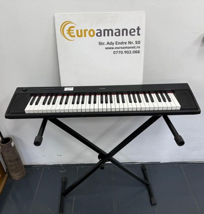 Pian Digital Portabil Yamaha NP-12 -A-