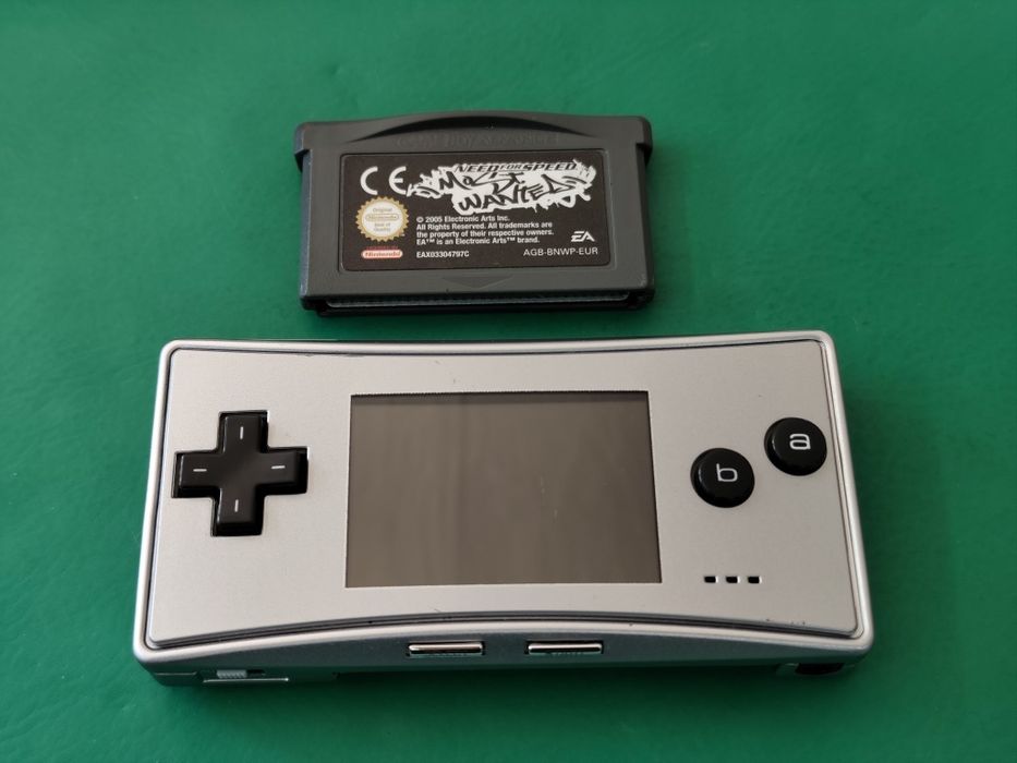 Конзола nintendo game boy micro