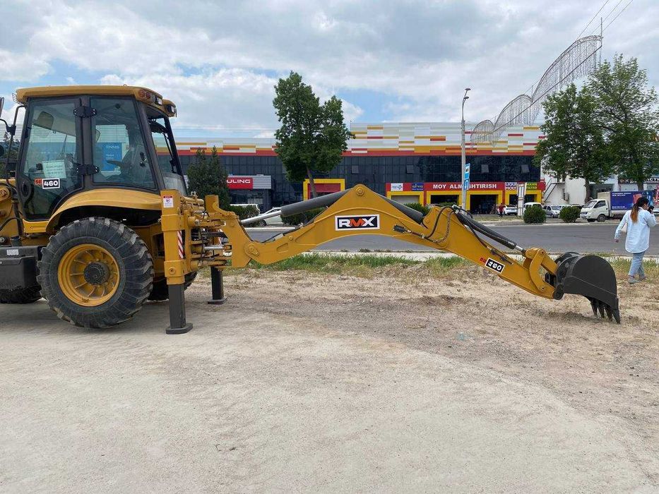 Экскаватор-погрузчик RMX( Runmax) SE460