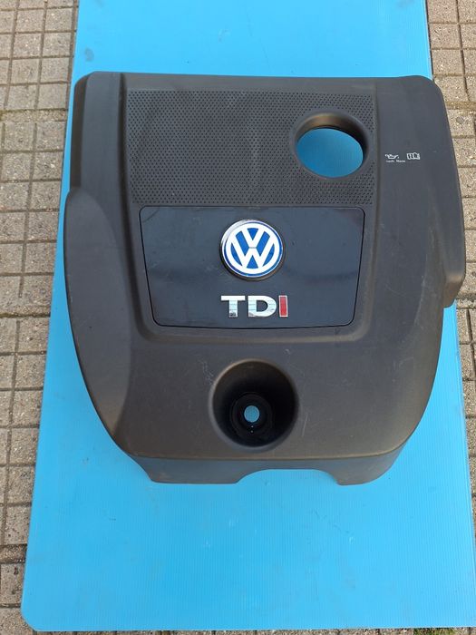 Golf 4 Bora капак за  двигател 1.9 TDI помпа дюза супер здрава